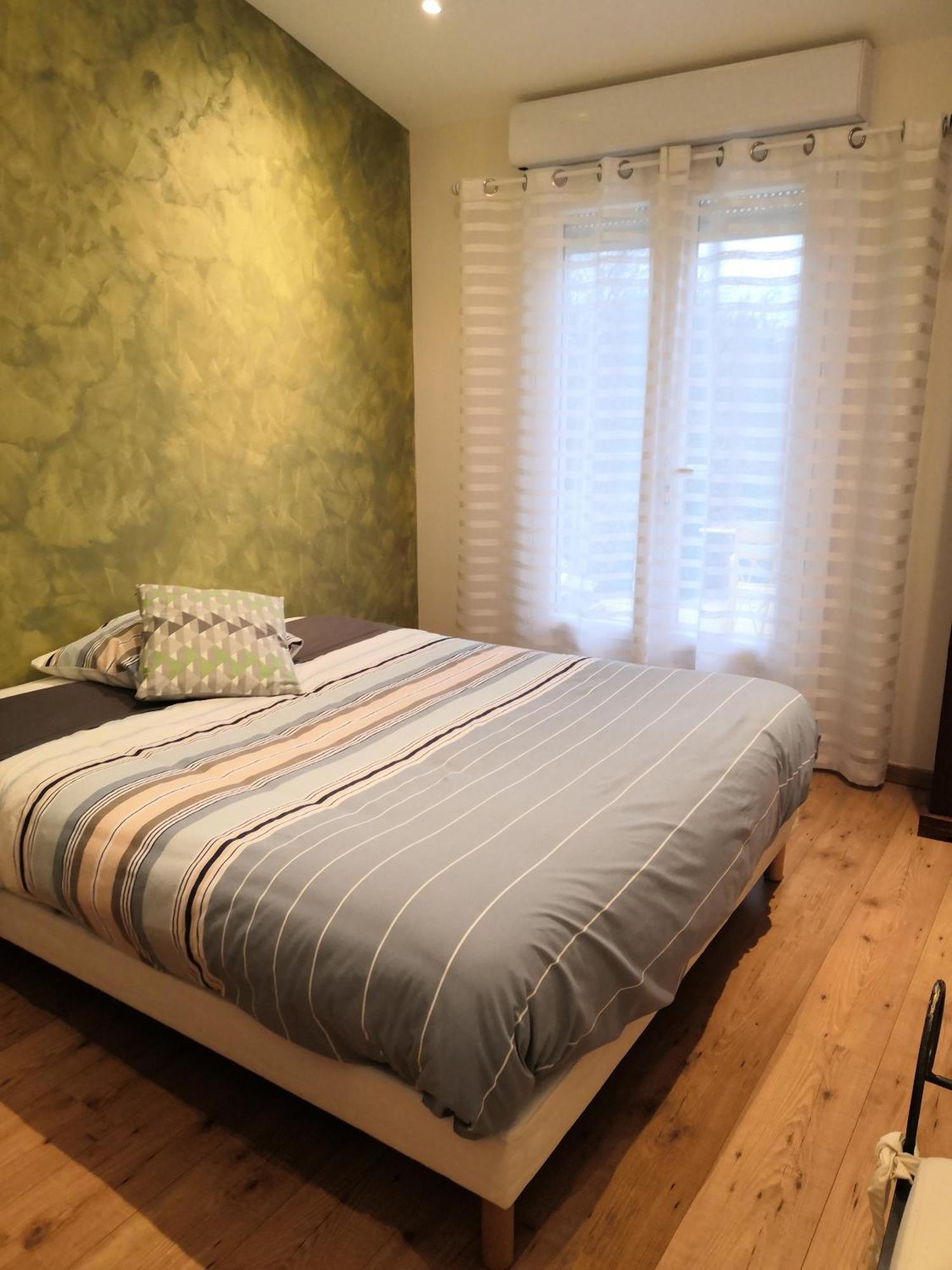 Chambre Dans Un Ecrin De Verdure Dommartin  Екстериор снимка